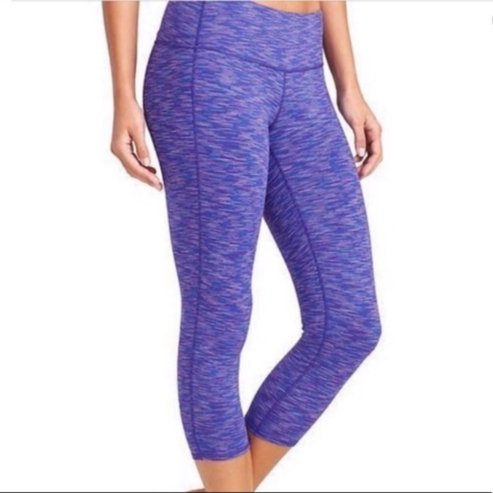 Athleta Energy Chaturunga Blue and Purple Space Dye Cropped Capri Leggings